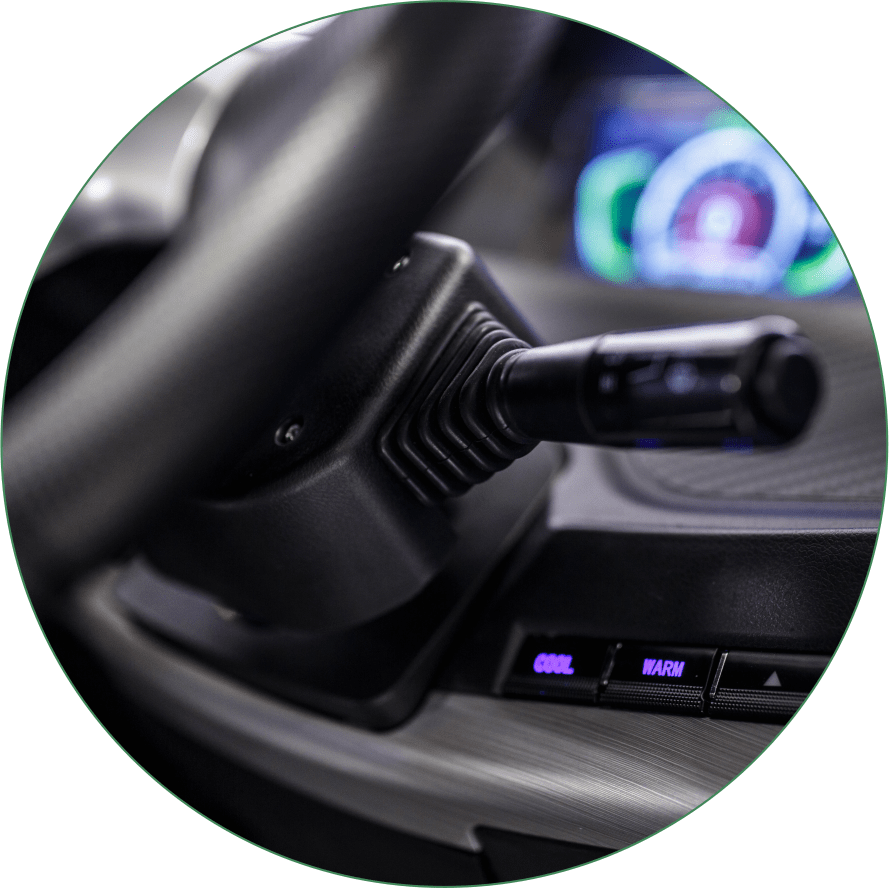 Elektroauto MoveEco Modell X5 | 2000W | Führerscheinfrei | 25 km/h | Weiß